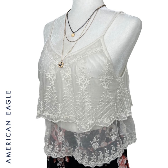 ❌SOLD❌ AEO Cami Tank Top Tiered Mesh Lace Embroidered Festival Off White Cream M - Picture 6 of 17